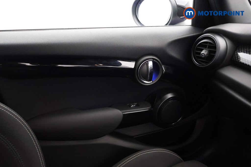 Mini Hatchback Cooper S Sport Manual Petrol Hatchback - Stock Number (1577530) - 8th supplementary image