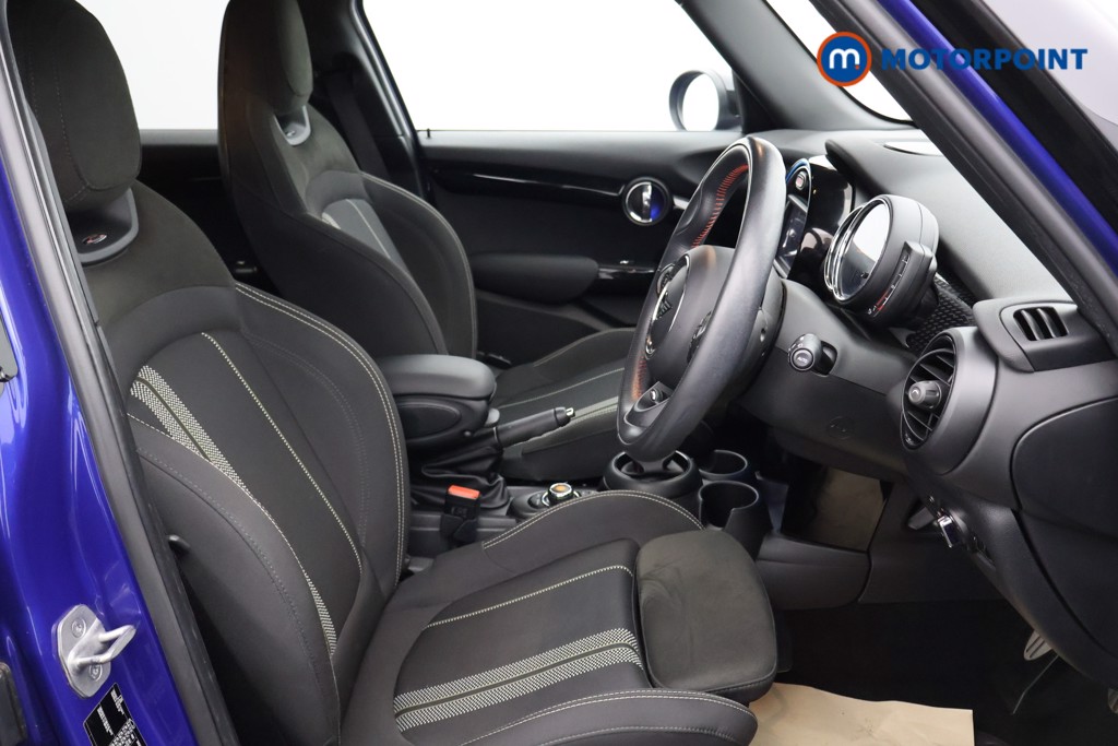 Mini Hatchback Cooper S Sport Manual Petrol Hatchback - Stock Number (1577530) - 11th supplementary image