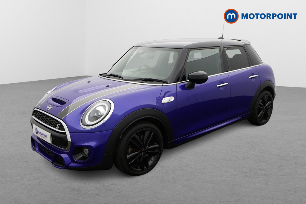 Mini Hatchback Cooper S Sport Manual Petrol Hatchback - Stock Number (1577530) - Passenger side front corner