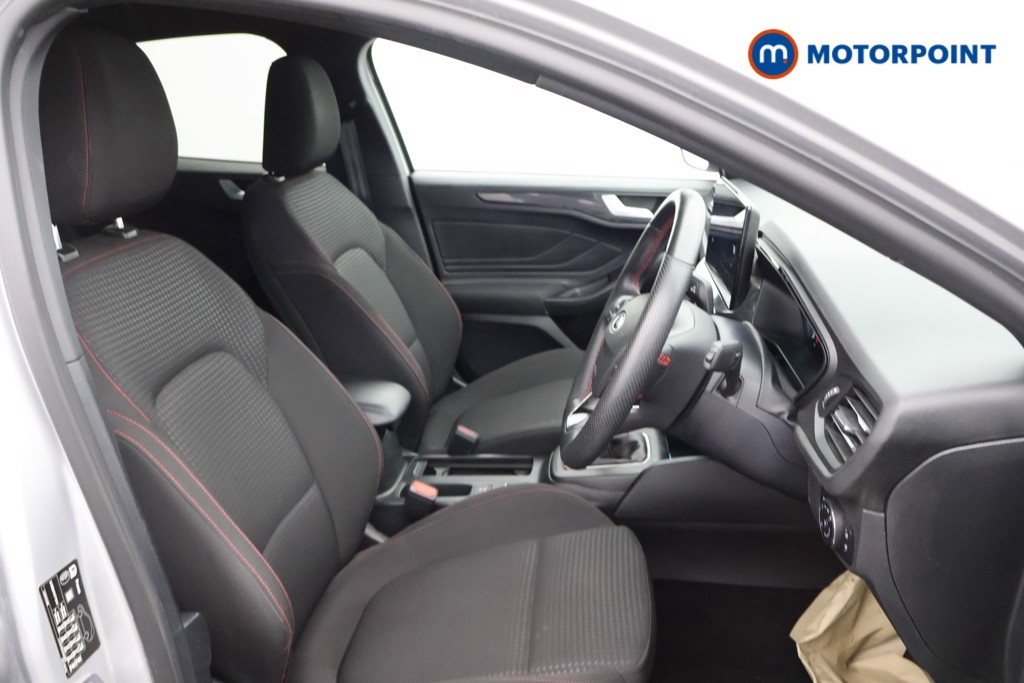 Ford Focus St-Line Edition Manual Petrol-Electric Hybrid Hatchback - Stock Number (1577822) - 11th supplementary image