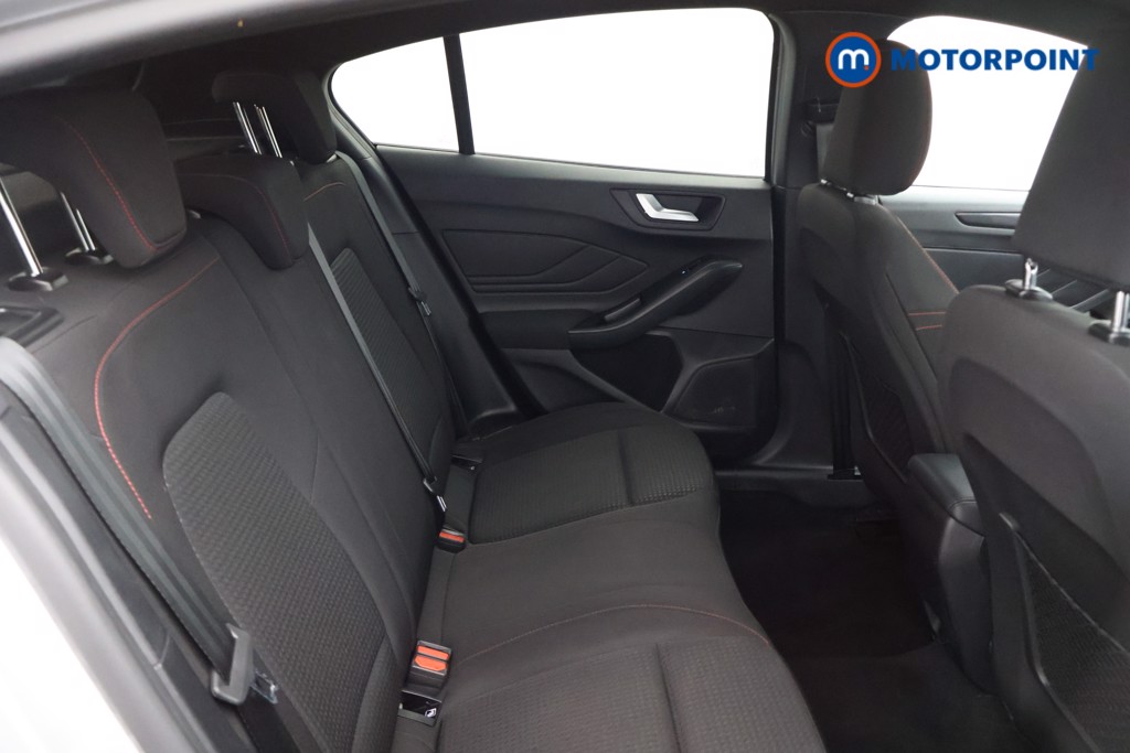 Ford Focus St-Line Edition Manual Petrol-Electric Hybrid Hatchback - Stock Number (1577822) - 12th supplementary image