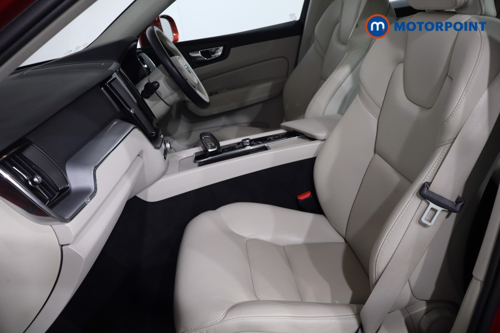 Volvo Xc60 Momentum Automatic Diesel SUV - Stock Number (1577876) - 4th supplementary image
