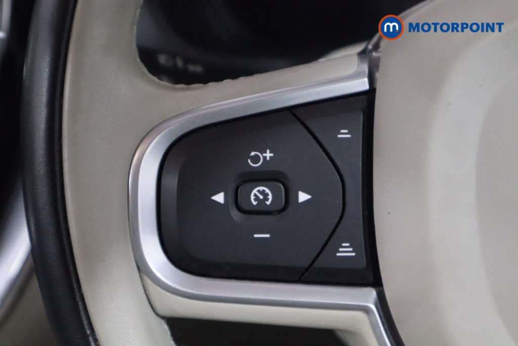 Volvo Xc60 Momentum Automatic Diesel SUV - Stock Number (1577876) - 7th supplementary image