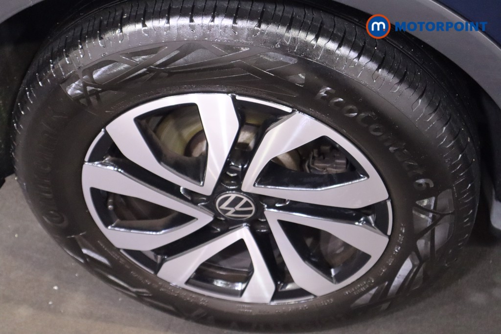 Volkswagen Tiguan Active Manual Petrol SUV - Stock Number (1577884) - 12th supplementary image