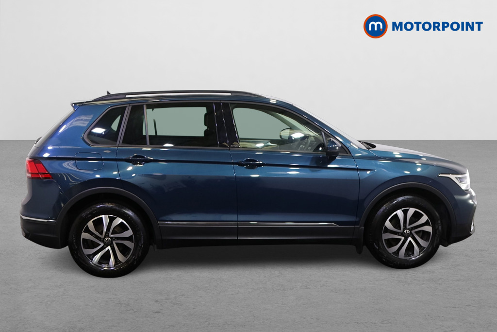 Volkswagen Tiguan Active Manual Petrol SUV - Stock Number (1577884) - Drivers side