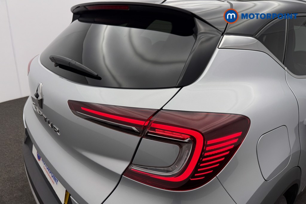 Renault Captur Se Edition Manual Petrol SUV - Stock Number (1577952) - 20th supplementary image