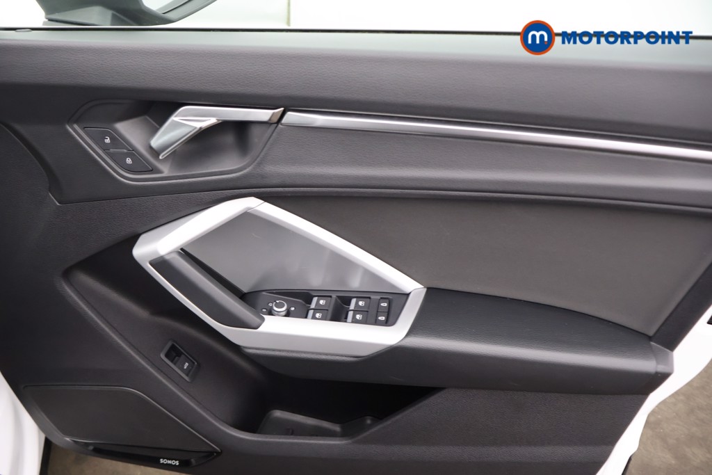 Audi Q3 Sport Automatic Petrol SUV - Stock Number (1577981) - 9th supplementary image