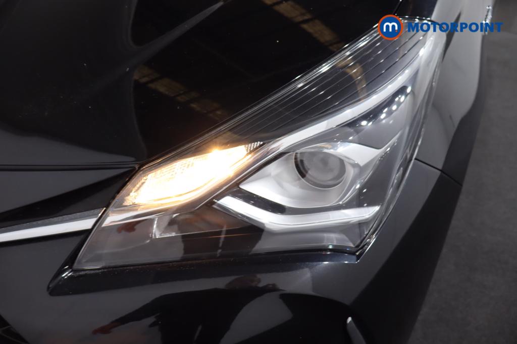 Toyota Yaris Design Automatic Petrol-Electric Hybrid Hatchback - Stock Number (1577993) - 24th supplementary image
