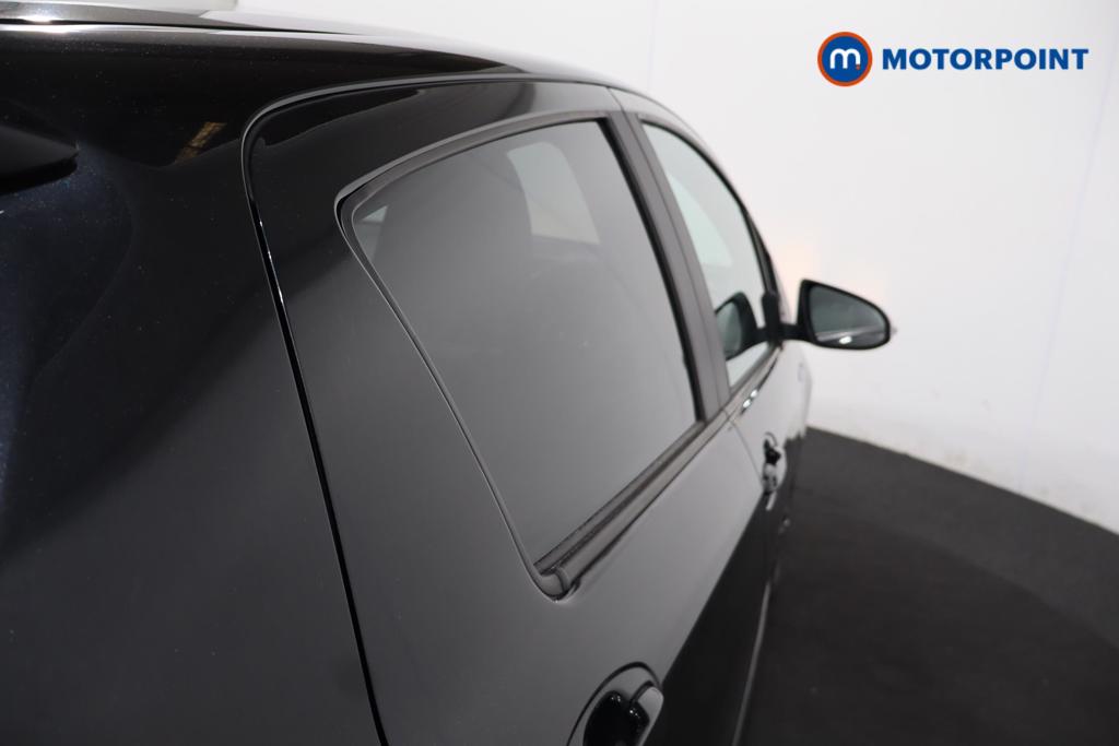 Toyota Yaris Design Automatic Petrol-Electric Hybrid Hatchback - Stock Number (1577993) - 29th supplementary image