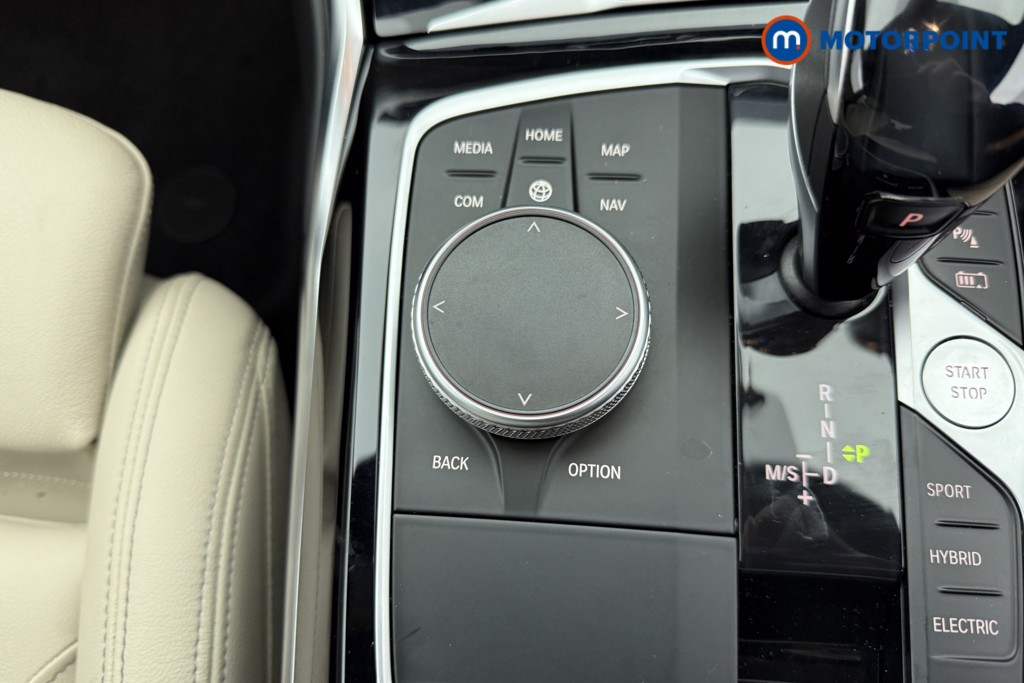 BMW 3 Series M Sport Automatic Petrol Plug-In Hybrid Saloon - Stock Number (1578033) - 14th supplementary image