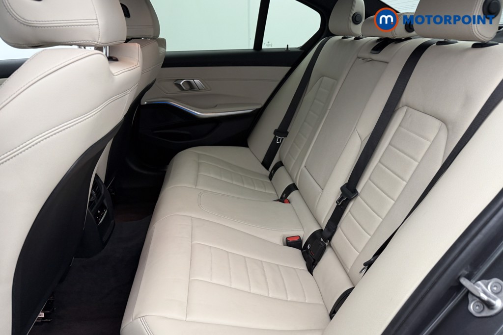 BMW 3 Series M Sport Automatic Petrol Plug-In Hybrid Saloon - Stock Number (1578033) - 27th supplementary image
