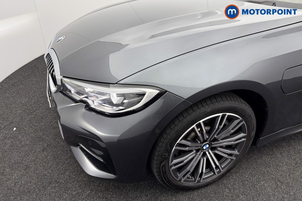 BMW 3 Series M Sport Automatic Petrol Plug-In Hybrid Saloon - Stock Number (1578033) - 32nd supplementary image