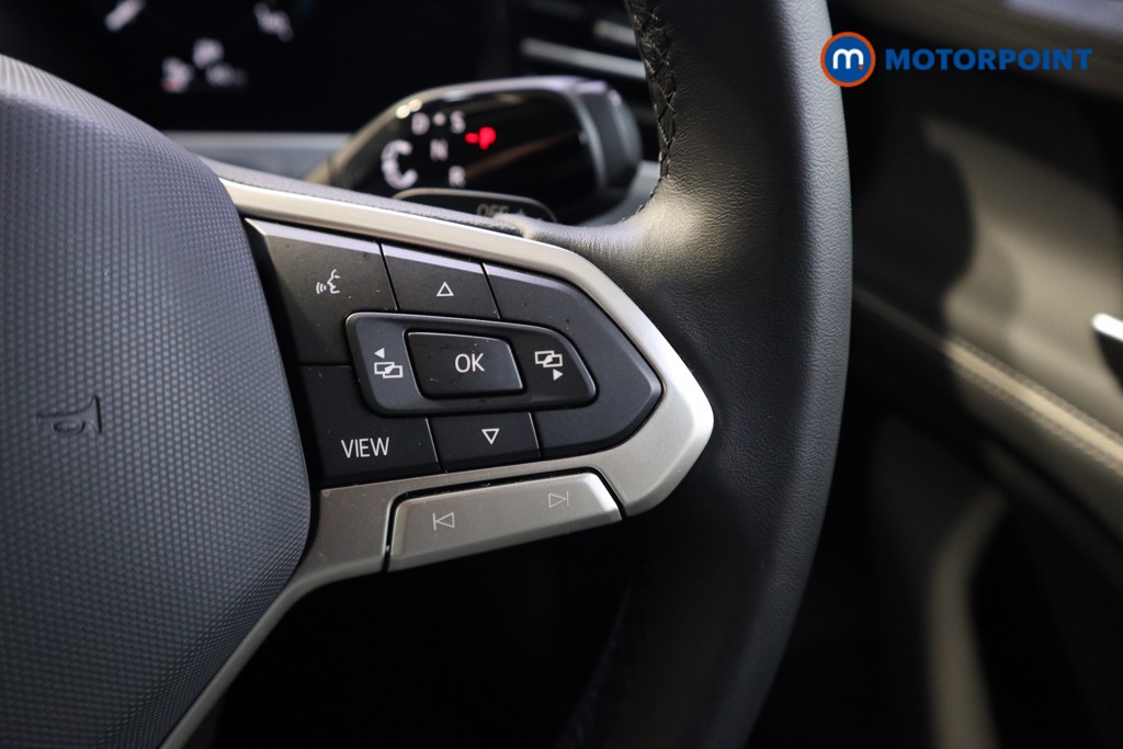 Volkswagen Passat Life Automatic Petrol Plug-In Hybrid Estate - Stock Number (1578130) - 4th supplementary image