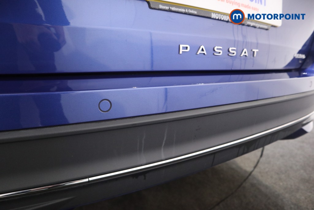 Volkswagen Passat Life Automatic Petrol Plug-In Hybrid Estate - Stock Number (1578130) - 21st supplementary image