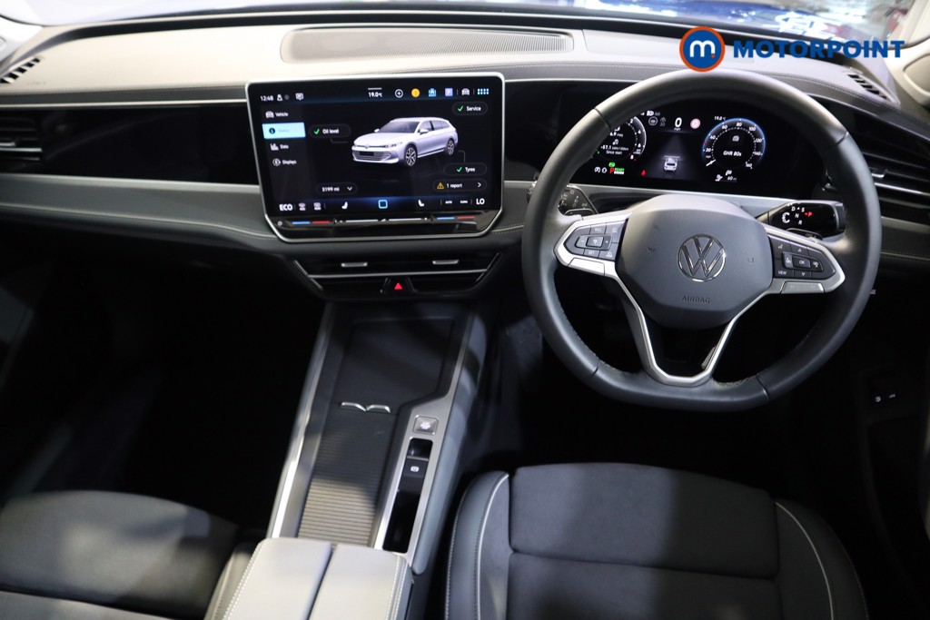 Volkswagen Passat Life Automatic Petrol Plug-In Hybrid Estate - Stock Number (1578130) - 1st supplementary image
