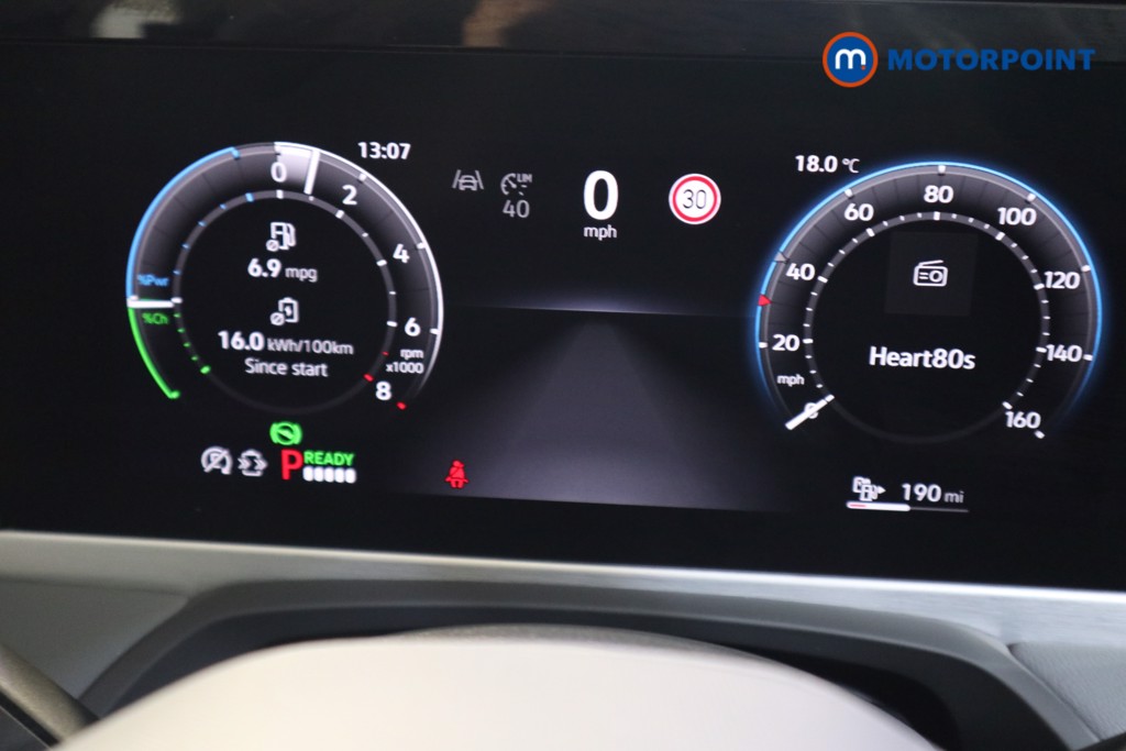 Volkswagen Passat Life Automatic Petrol Plug-In Hybrid Estate - Stock Number (1578132) - 5th supplementary image