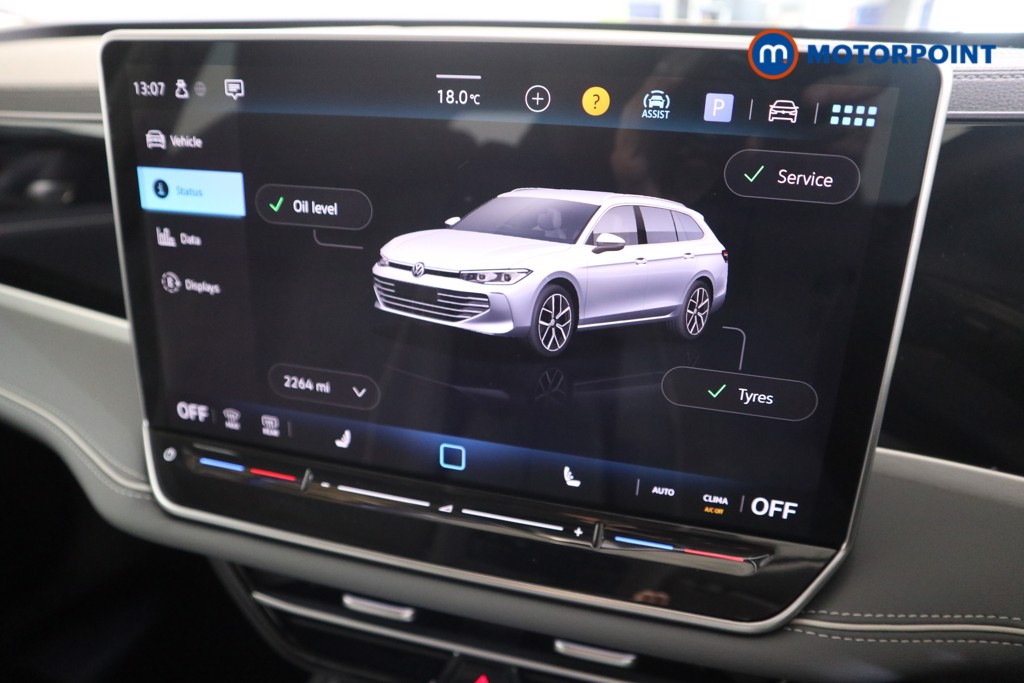 Volkswagen Passat Life Automatic Petrol Plug-In Hybrid Estate - Stock Number (1578132) - 6th supplementary image
