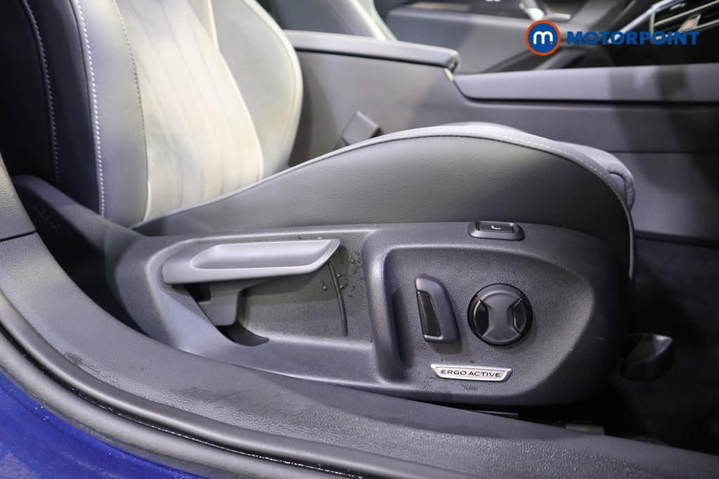 Volkswagen Passat Life Automatic Petrol Plug-In Hybrid Estate - Stock Number (1578132) - 12th supplementary image