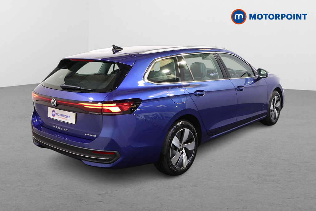 Volkswagen Passat Life Automatic Petrol Plug-In Hybrid Estate - Stock Number (1578132) - Drivers side rear corner