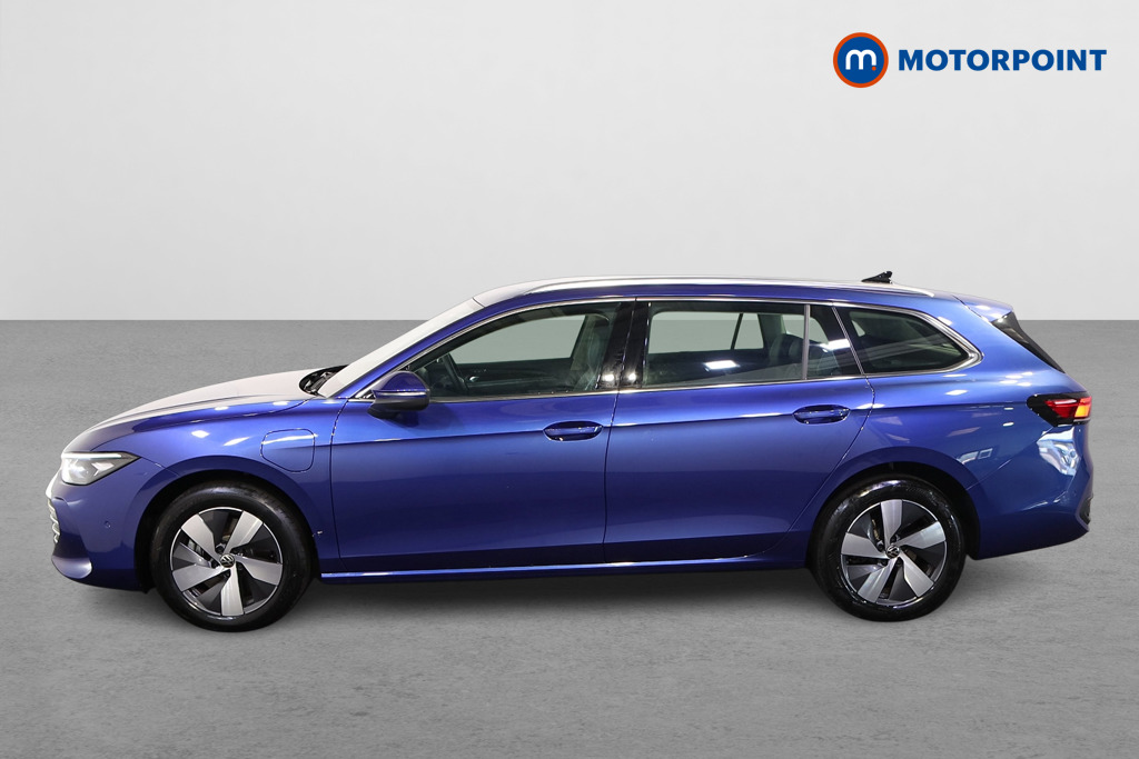 Volkswagen Passat Life Automatic Petrol Plug-In Hybrid Estate - Stock Number (1578132) - Passenger side