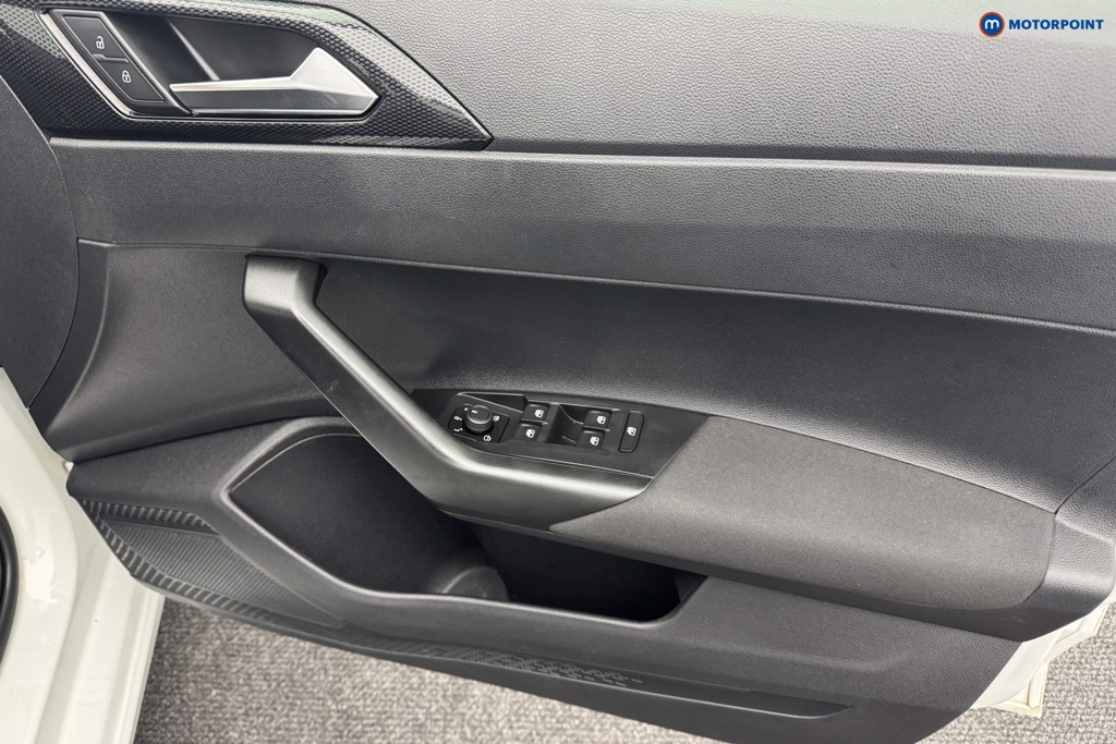 Volkswagen Polo Life Manual Petrol Hatchback - Stock Number (1578136) - 21st supplementary image
