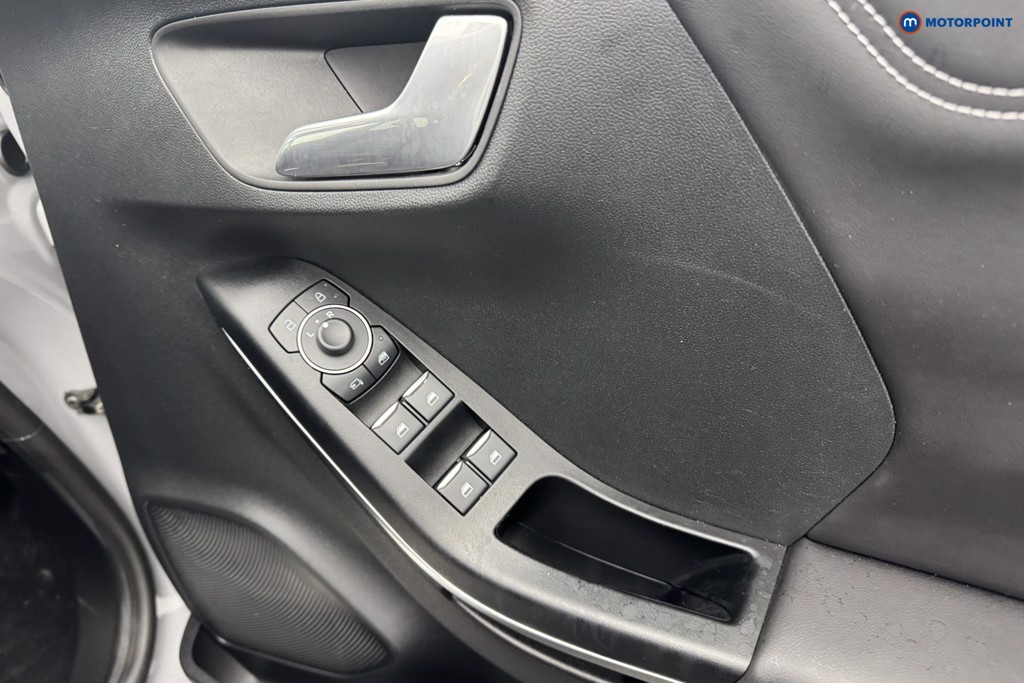 Ford Puma St-Line Vignale Automatic Petrol-Electric Hybrid SUV - Stock Number (1578494) - 23rd supplementary image