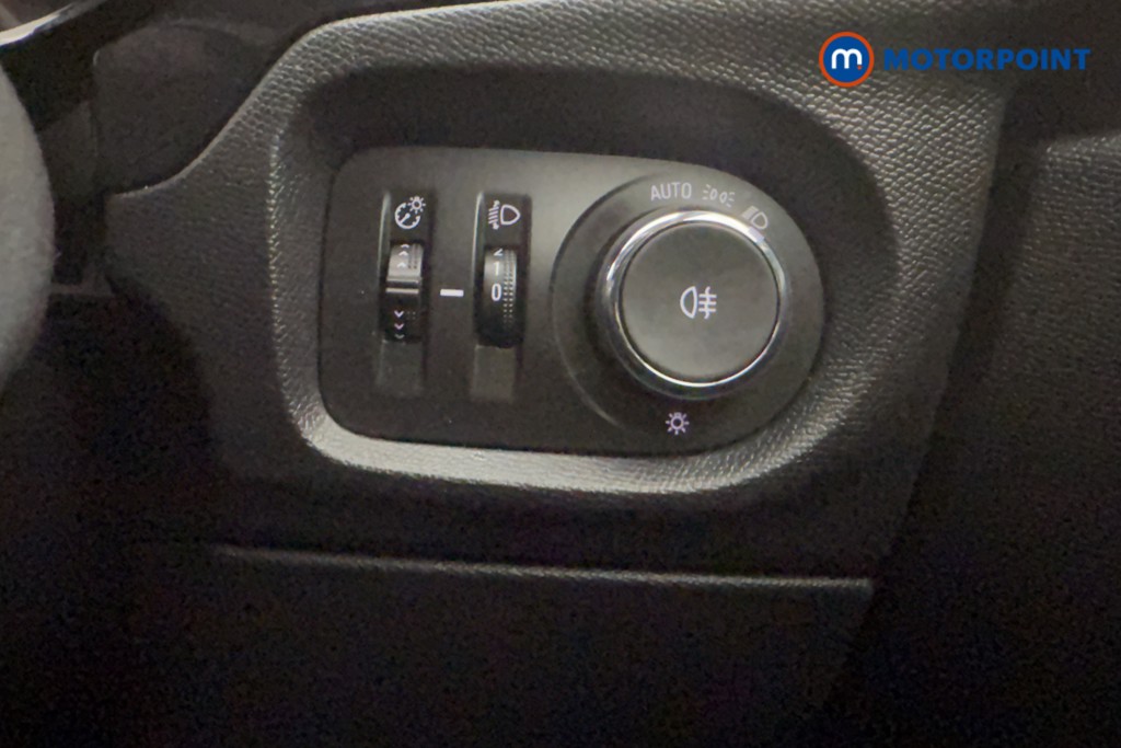 Vauxhall Corsa Se Premium Manual Petrol Hatchback - Stock Number (1578521) - 16th supplementary image