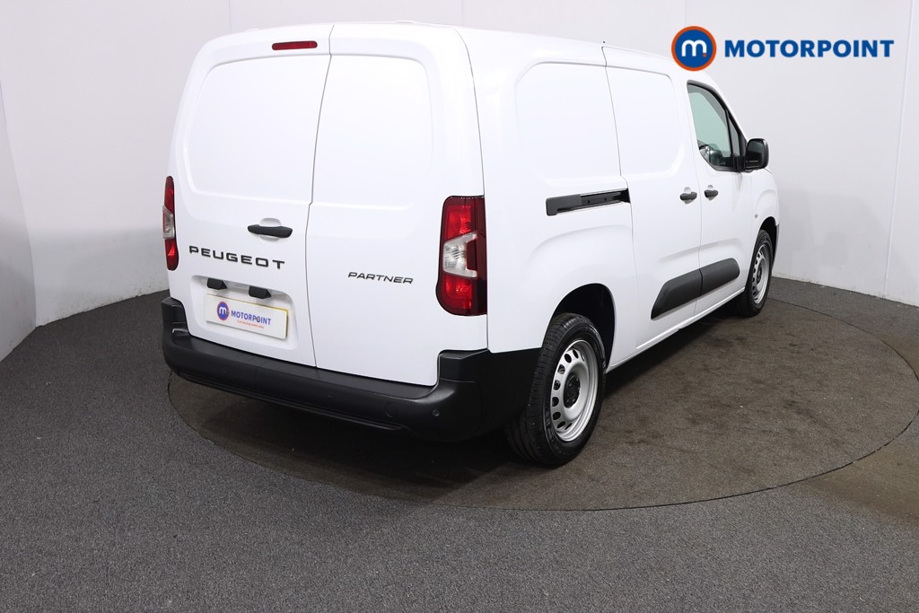 Peugeot Partner Professional Manual Diesel Panel Van - Stock Number (1578548) - Drivers side rear corner