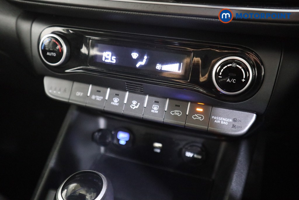 Hyundai Kona Se Connect Automatic Petrol-Electric Hybrid SUV - Stock Number (1578636) - 7th supplementary image