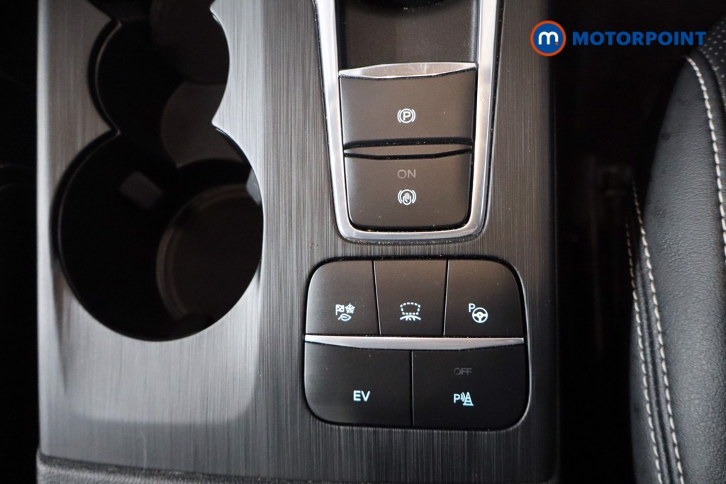 Ford Kuga Vignale Automatic Petrol Plug-In Hybrid SUV - Stock Number (1578755) - 17th supplementary image