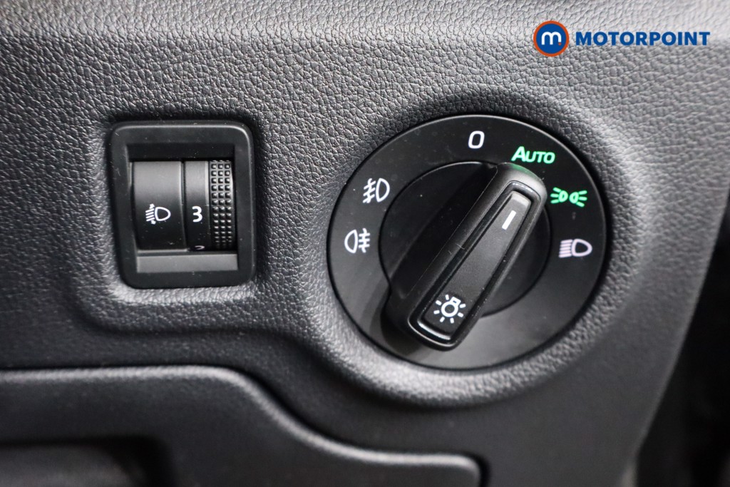 Skoda Fabia Monte Carlo Manual Petrol Hatchback - Stock Number (1578829) - 14th supplementary image