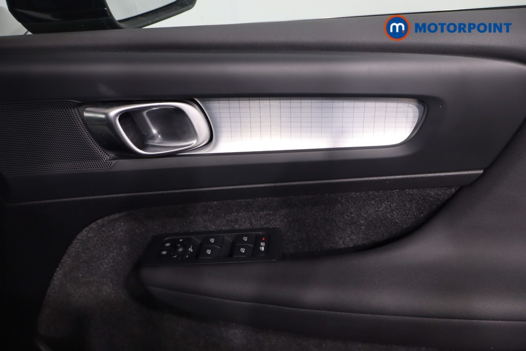 Volvo Xc40 Core Automatic Petrol Plug-In Hybrid SUV - Stock Number (1578983) - 20th supplementary image