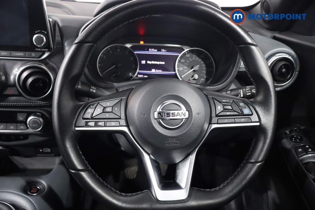 Nissan Juke Tekna Manual Petrol SUV - Stock Number (1579607) - 6th supplementary image