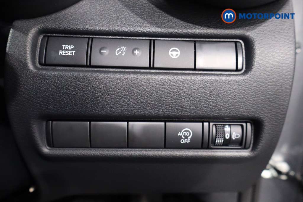 Nissan Juke Tekna Manual Petrol SUV - Stock Number (1579607) - 21st supplementary image
