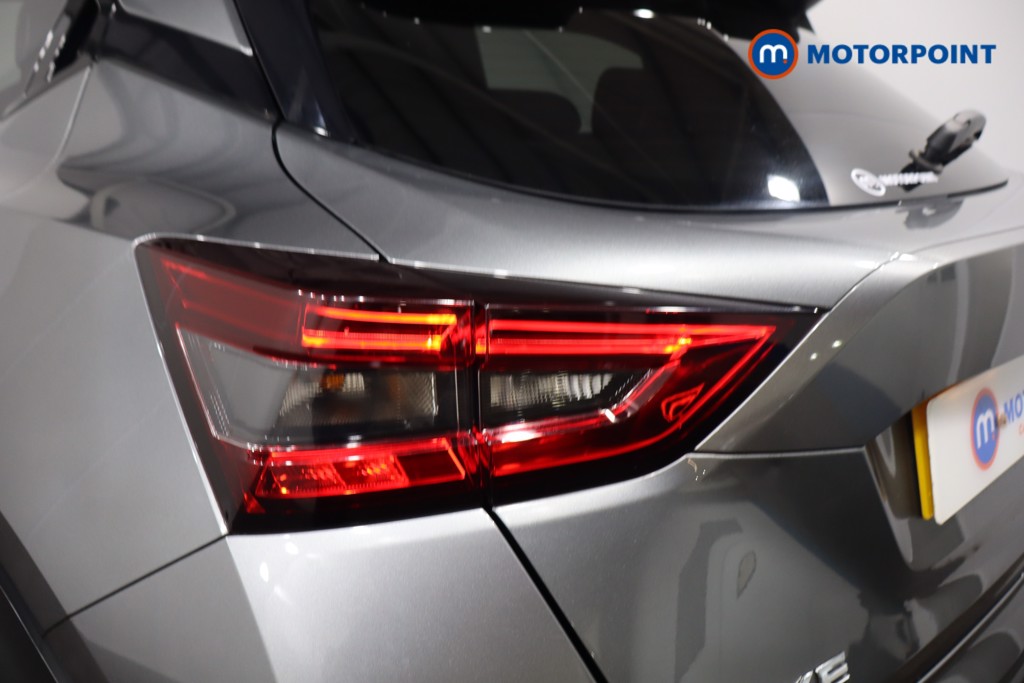 Nissan Juke Tekna Manual Petrol SUV - Stock Number (1579607) - 32nd supplementary image