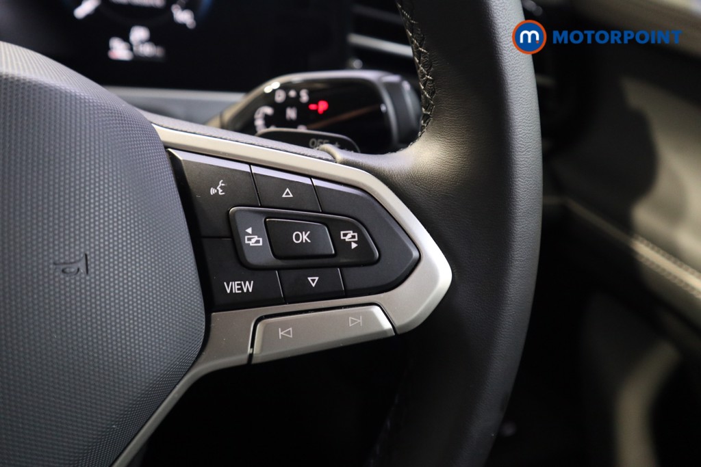 Volkswagen Passat Life Automatic Petrol Plug-In Hybrid Estate - Stock Number (1579895) - 4th supplementary image