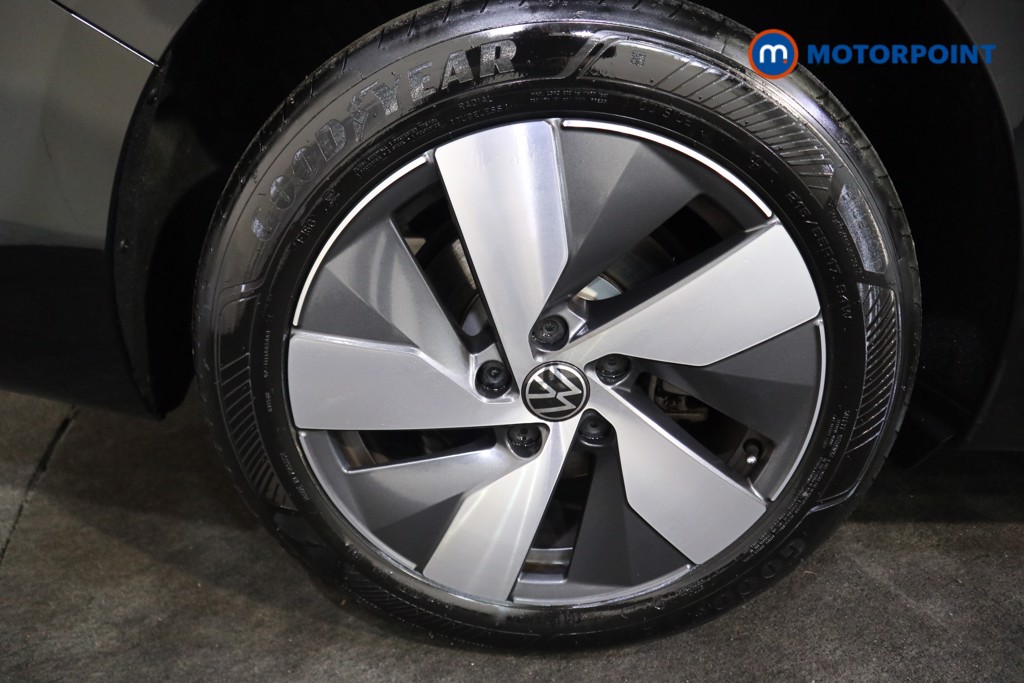 Volkswagen Passat Life Automatic Petrol Plug-In Hybrid Estate - Stock Number (1579895) - 17th supplementary image