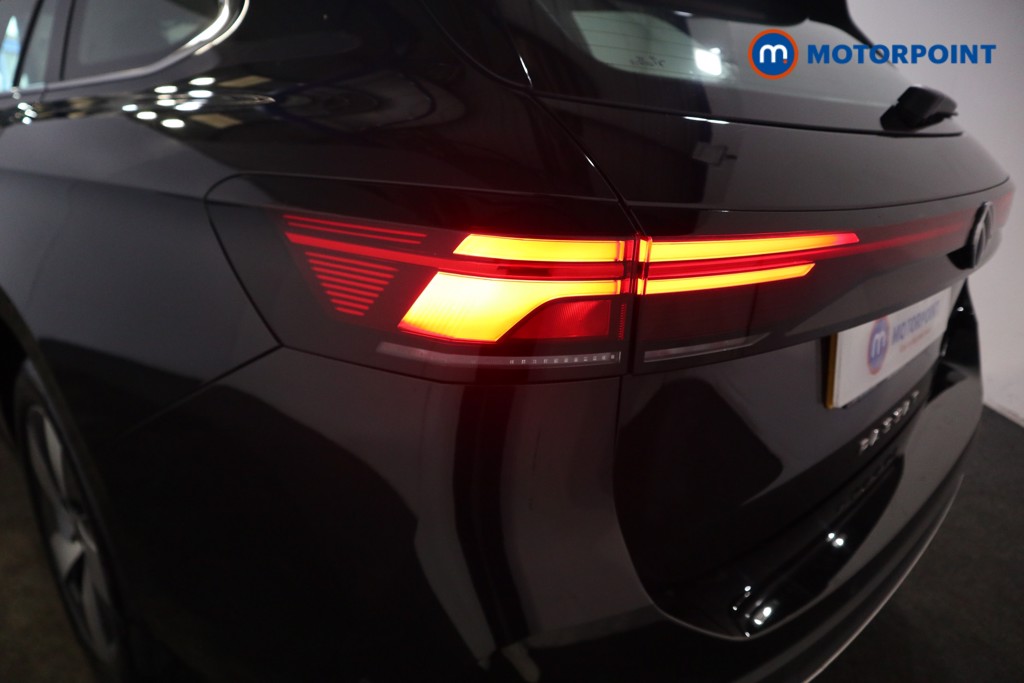 Volkswagen Passat Life Automatic Petrol Plug-In Hybrid Estate - Stock Number (1579895) - 23rd supplementary image