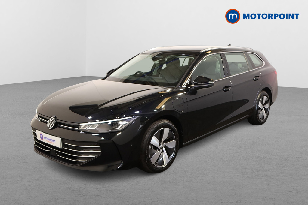 Volkswagen Passat Life Automatic Petrol Plug-In Hybrid Estate - Stock Number (1579895) - Passenger side front corner