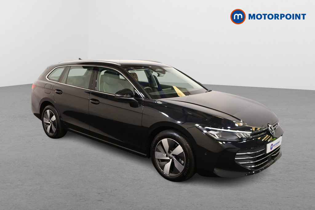 Volkswagen Passat Life Automatic Petrol Plug-In Hybrid Estate - Stock Number (1579895) - Drivers side front corner