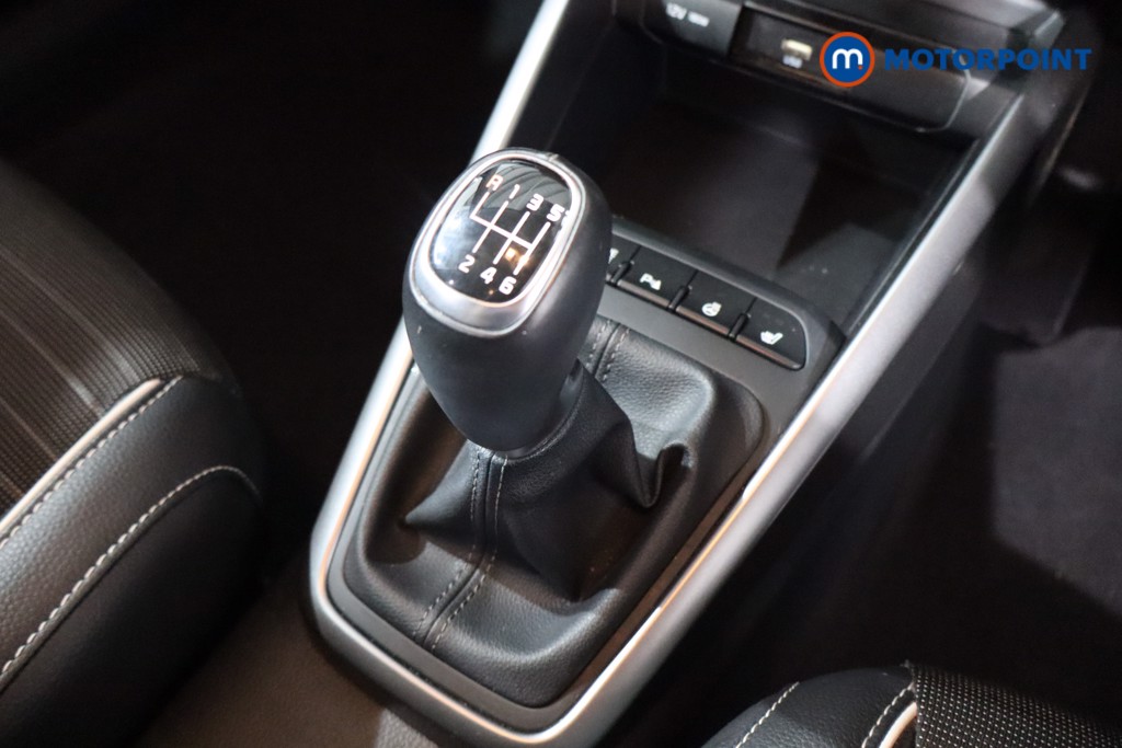 KIA Stonic Gt-Line S Manual Petrol SUV - Stock Number (1580288) - 14th supplementary image