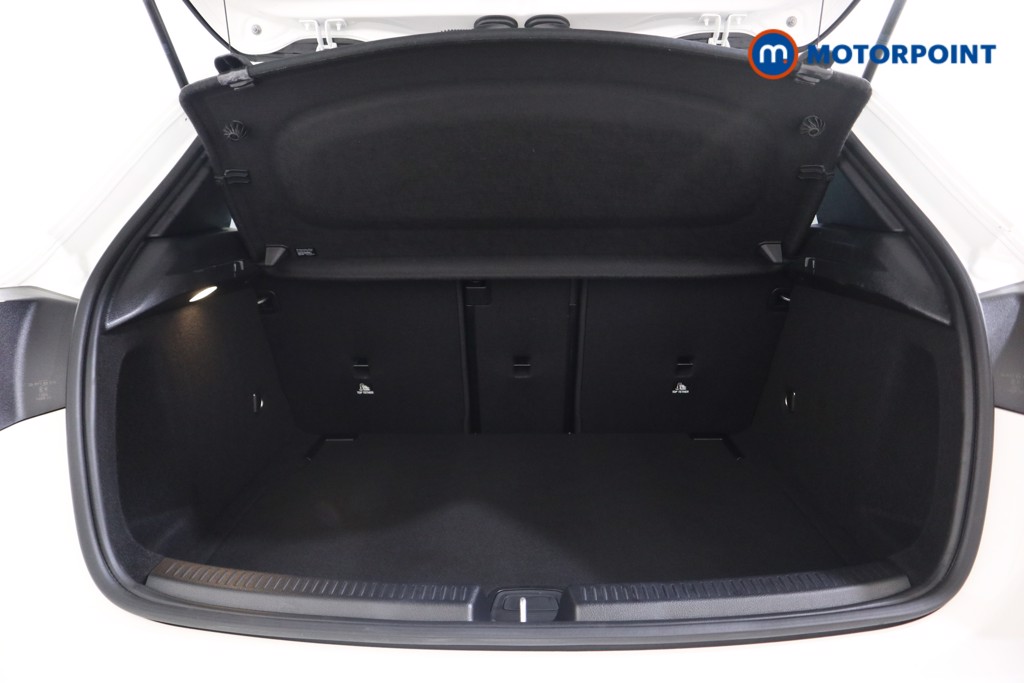 Mercedes-Benz A Class Amg Line Automatic Petrol Hatchback - Stock Number (1580370) - 15th supplementary image