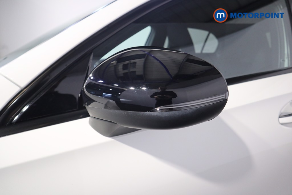 Mercedes-Benz A Class Amg Line Automatic Petrol Hatchback - Stock Number (1580370) - 24th supplementary image