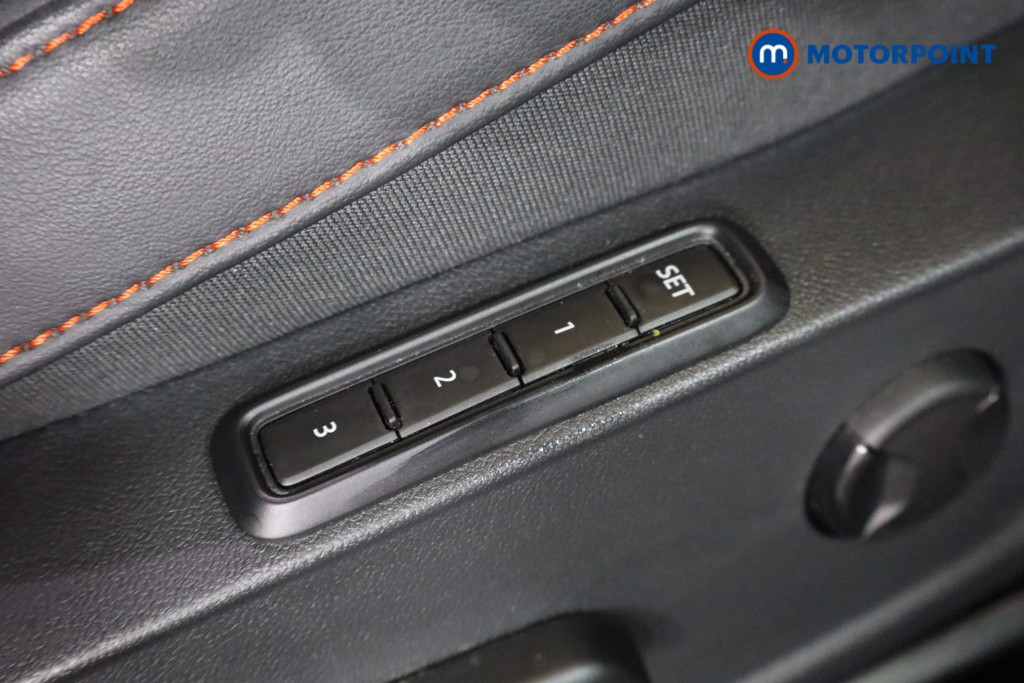 Seat Leon Fr Sport Manual Petrol Hatchback - Stock Number (1580410) - 16th supplementary image