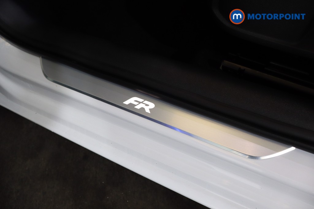 Seat Leon Fr Sport Manual Petrol Hatchback - Stock Number (1580410) - 19th supplementary image