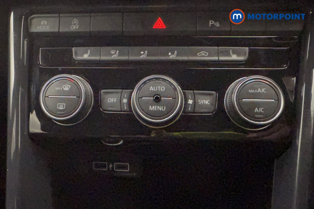 Volkswagen T-Roc R-Line Manual Petrol SUV - Stock Number (1580445) - 16th supplementary image