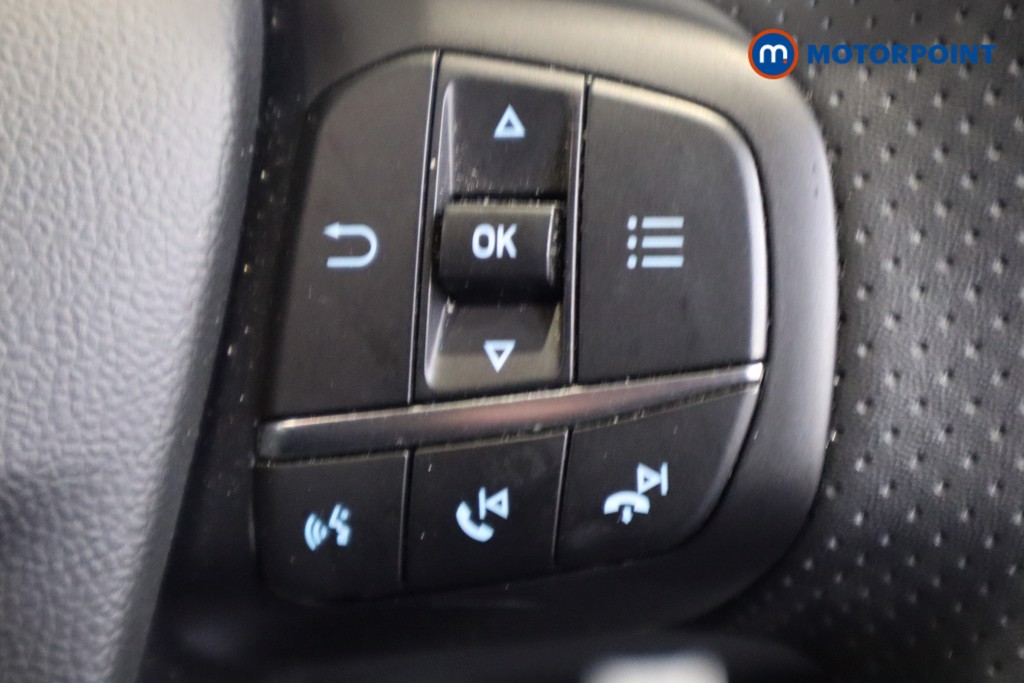 Ford Focus St-Line Vignale Manual Petrol Hatchback - Stock Number (1580490) - 19th supplementary image