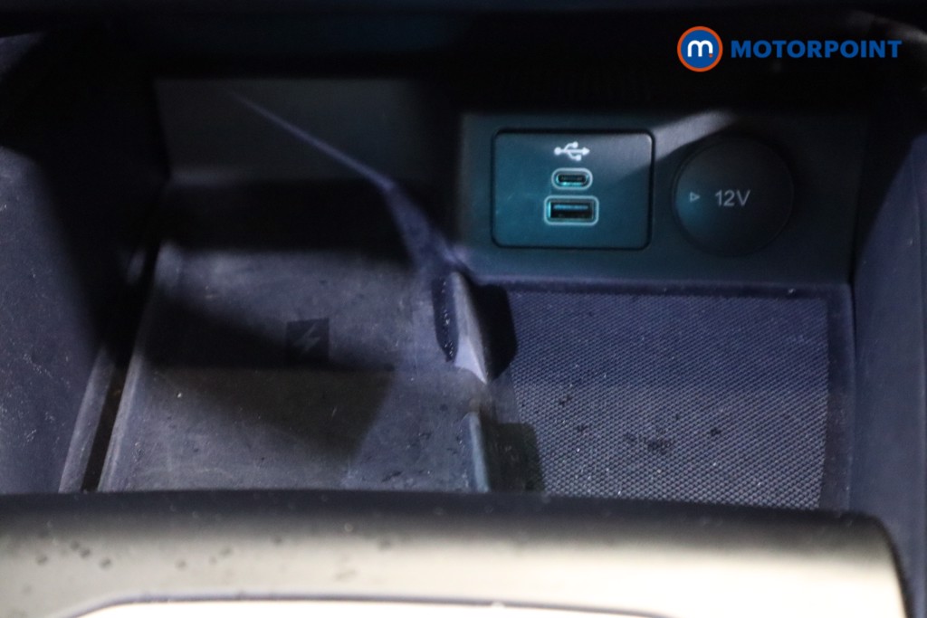 Ford Focus St-Line Vignale Manual Petrol Hatchback - Stock Number (1580490) - 23rd supplementary image