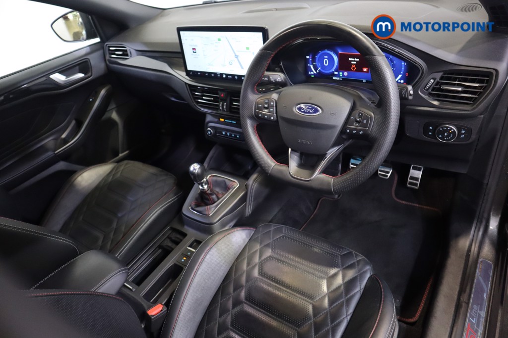 Ford Focus St-Line Vignale Manual Petrol Hatchback - Stock Number (1580490) - 1st supplementary image