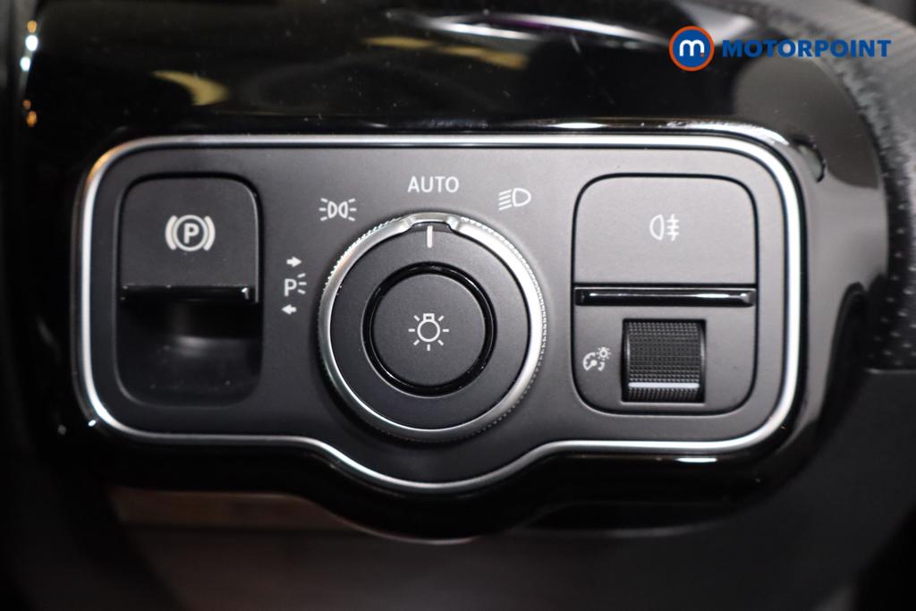 Mercedes-Benz A Class Amg Line Executive Edition Automatic Petrol Hatchback - Stock Number (1580509) - 13th supplementary image